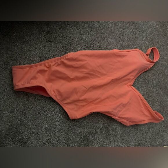 Kona Sol V-Neck Over The Shoulder High Leg One Piece Swimsuit NWT Small - Picture 5 of 7